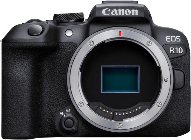 Imagen de la oferta: Canon EOS R10 Cámara Mirrorless (Solo Cuerpo) - Cámara Digital Compacta - Enfoque Dual Pixel CMOS AF II y Grabación 4K hasta 60p - Bluetooth, Wi-Fi y USB-C - Ideal para Explorar Estés Donde Estés