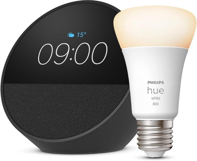 Imagen de la oferta: Echo Spot | Negro + Philips Hue - Bombilla led inteligente, casquillo E27, Compatible con Alexa - Kit de inicio de Hogar digital
