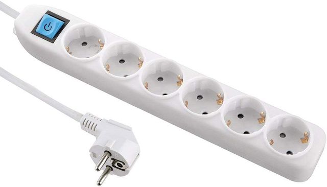 Imagen de la oferta: Electraline 59663 Regleta Base Multiple de 6 tomas con interruptor, cable 3G1,5M, color blanco, 1,4M