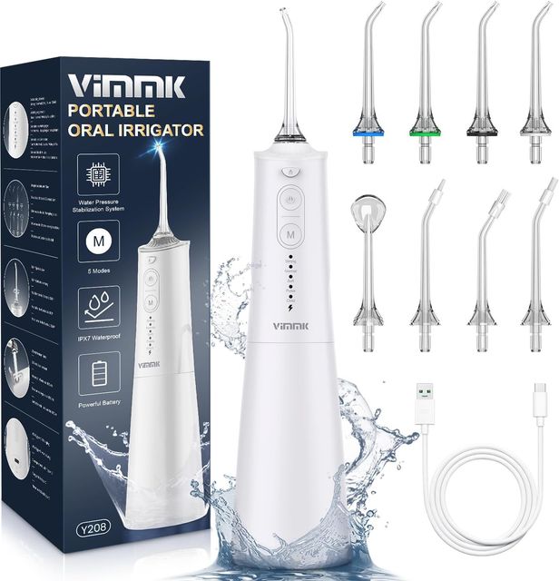 Imagen de la oferta: Irrigador Bucal Portatil, Vimmk Irrigador Dental Inalámbrico Profesional 8 Boquillas 5 Modos, IPX7 Impermeable 300ML USB-C Recargable Para Limpieza Dientes, Para el Hogar y los Viajes (Blanco)