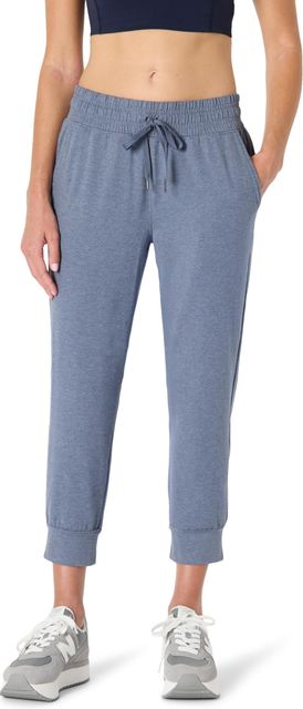 Imagen de la oferta: Amazon Essentials Mujer Pantalones Deportivos Piratas, Ligeros, Suaves y de Alto Rendimiento