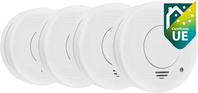 Imagen de la oferta: Smartwares Detector de Humo, 1 Año de Batería Incluida, Vida del Sensor de 10 Años, 4 Unidades, Color Blanco, RM250