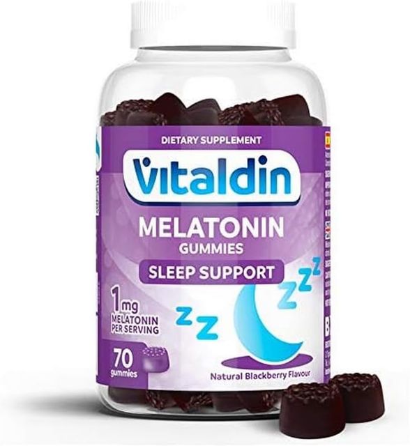 Imagen de la oferta: VITALDIN Melatonina gummies - 1 mg por dosis diaria - 70 gominolas (suministro para 2 meses), sabor a Mora - Ayuda a Conciliar el Sueño - Sin Gluten - Apto para Niños & Adultos